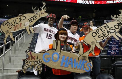 hawks_fans_buck_hunting_1.JPG