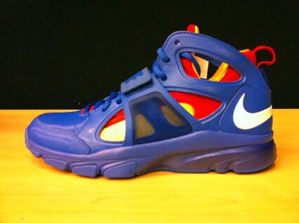 huarache_2010_superman.jpg
